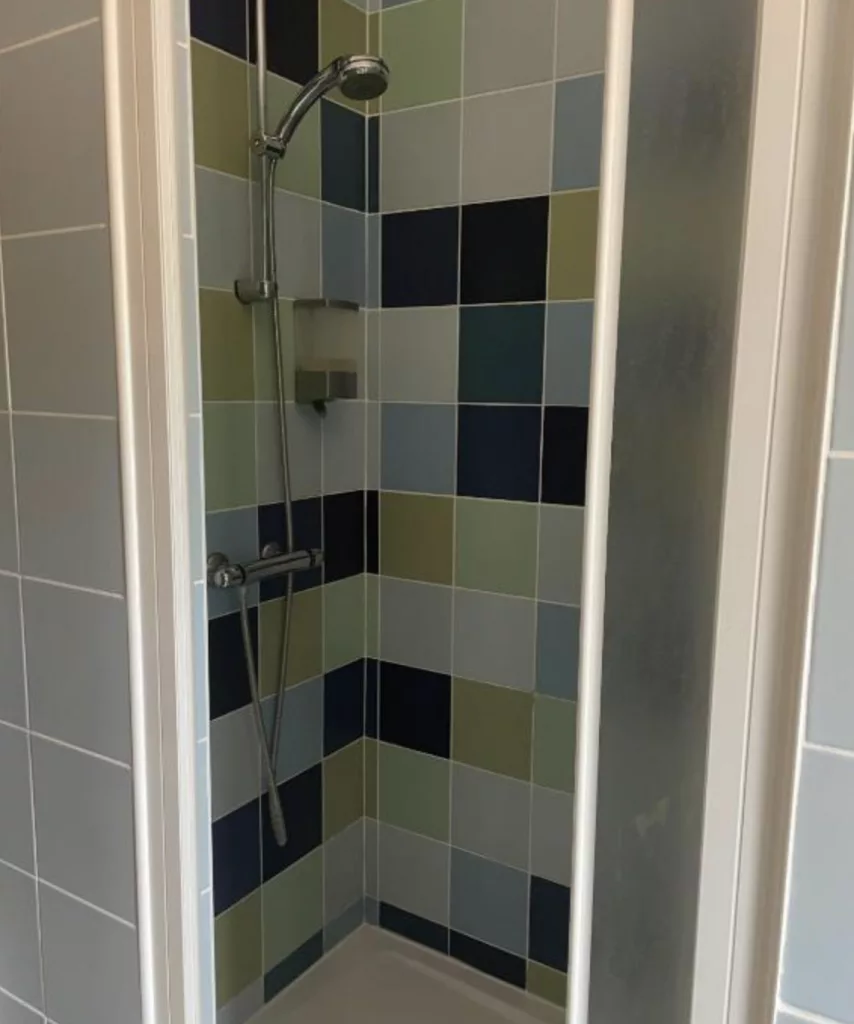 family-suite-quinta-do-eco-central-portugal-Shower-Ensuite